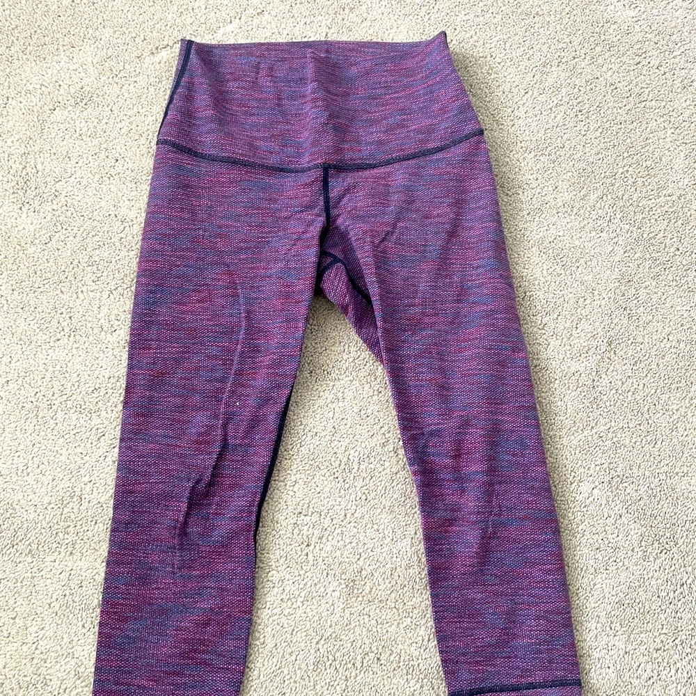 Lululemon size 6 crop workout pants